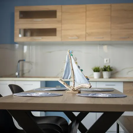 Lägenhet Rhombus By The Sea